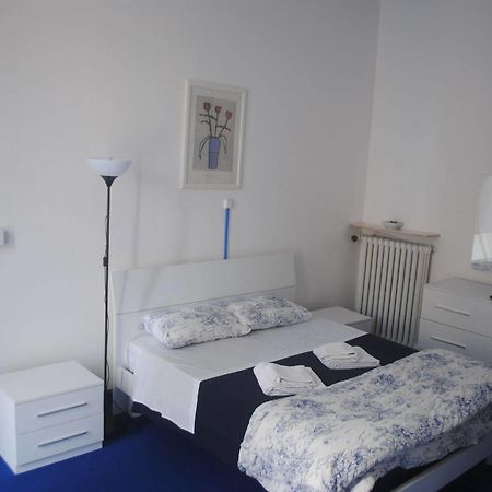 Olympia Hotel Генуа Екстериор снимка