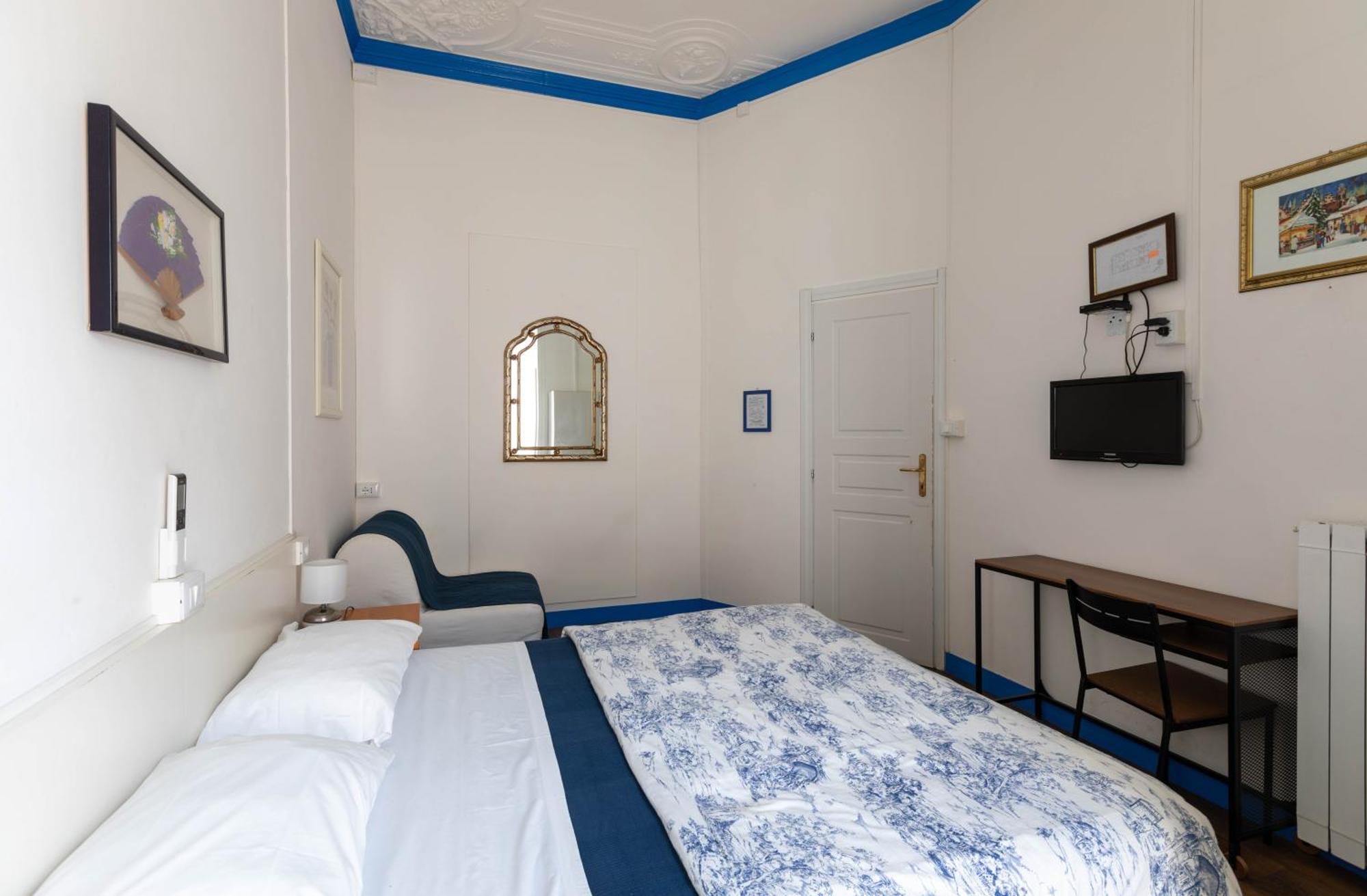 Olympia Hotel Генуа Екстериор снимка