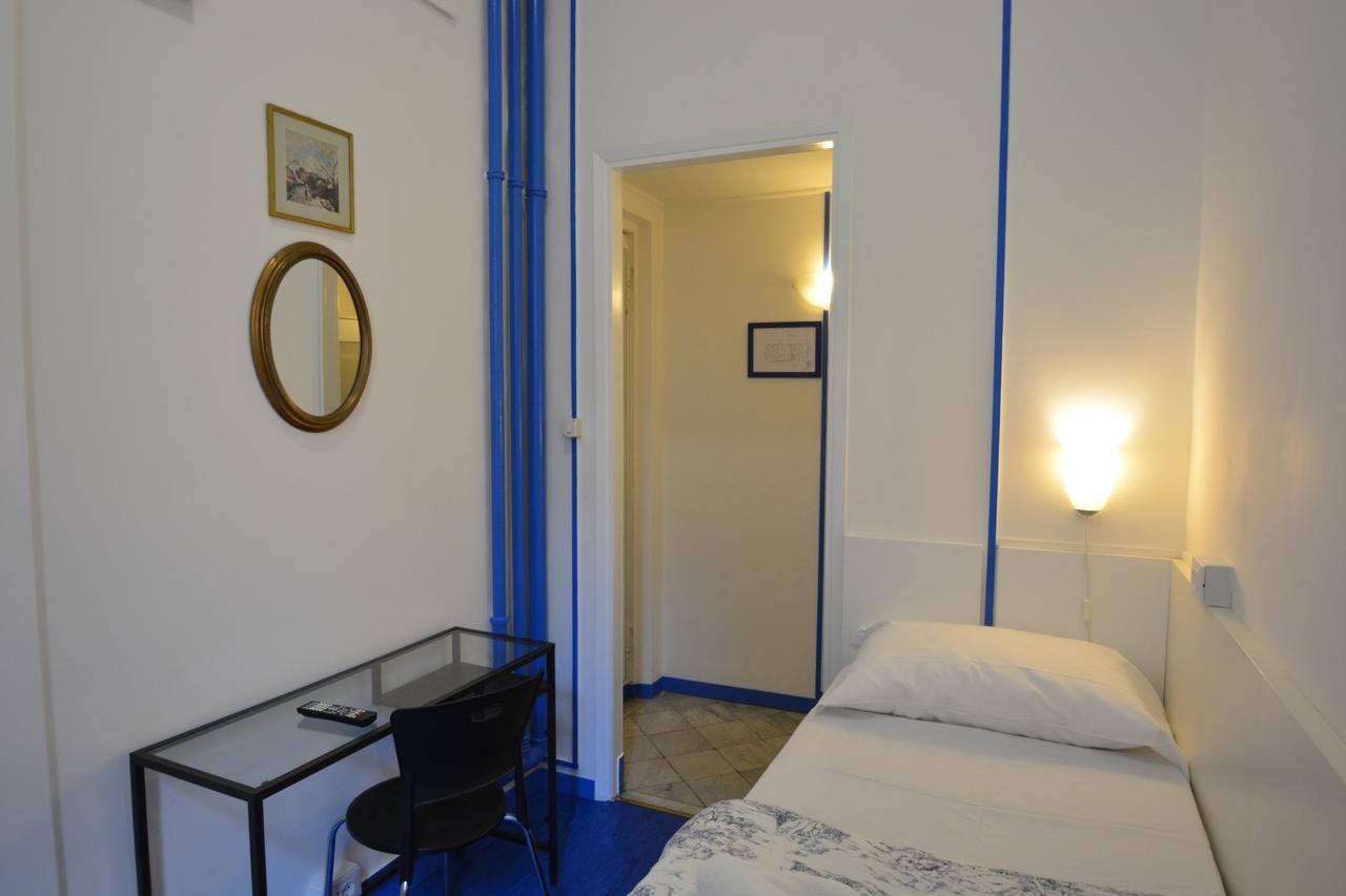 Olympia Hotel Генуа Екстериор снимка